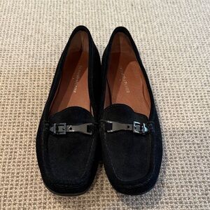 Donald J Pliner sheds loafers worn once - size 7.5M